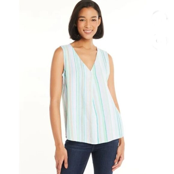 Women's Woven Lightweight Core Tank Top, Size L - Picture 4 of 7